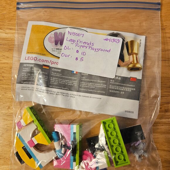 Lego Friends #41303 Puppy Playground. -- ITEM #1883 - Picture 2 of 2